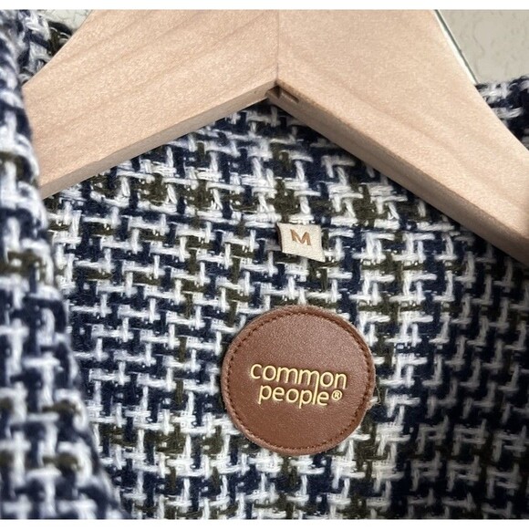 Common People Men's M Button Down Woven Heavyweight Shirt - Picture 5 of 10